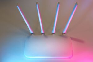 Repeater, Außenantenne, Reiserouter: sicher online unterwegs